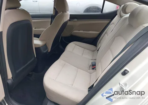 2018 Hyundai Elantra Se z USA, uszkodzony, nr VIN 5NPD74LF9JH272720